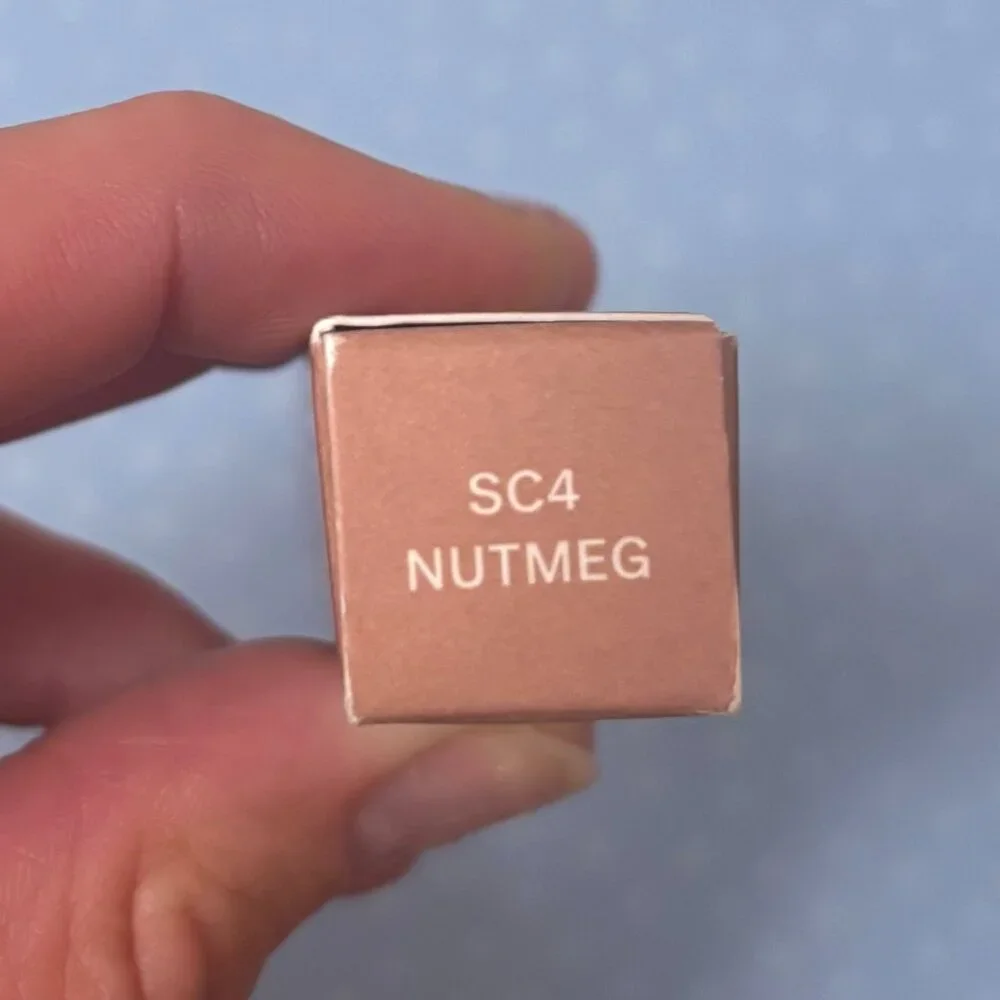NIB ILIA True Skin Serum Concealer in Nutmeg SC4